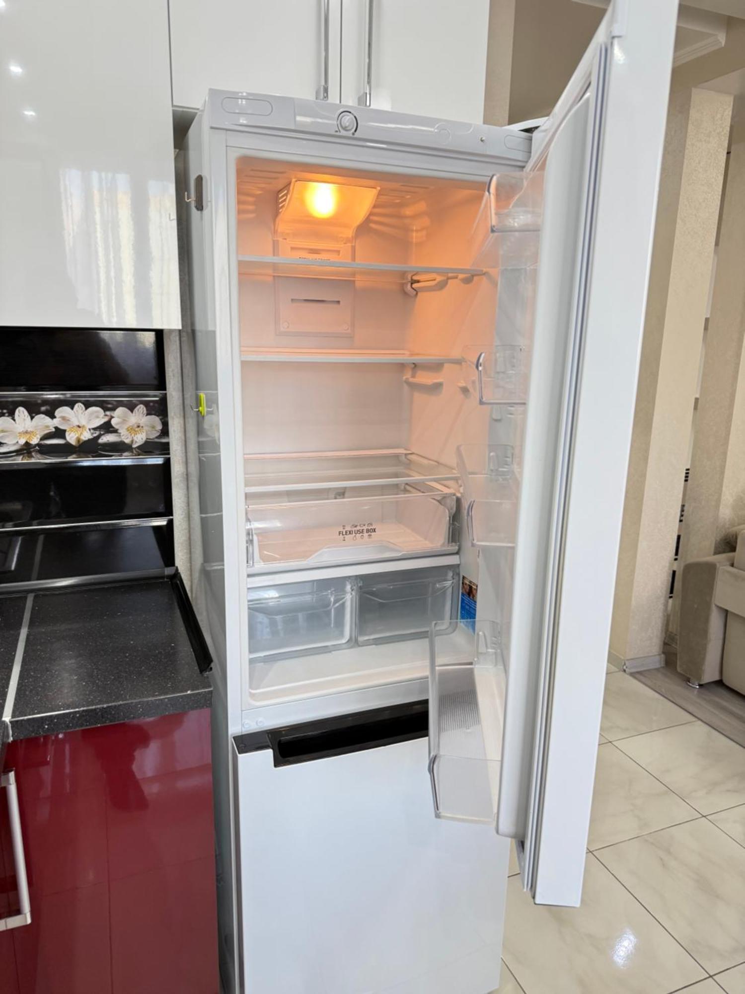 Cozy Two Bedroom Large Apartment คีชีเนา ภายนอก รูปภาพ
